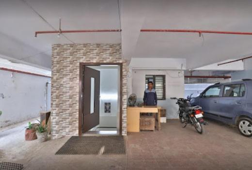Night Halt Dormitory Ahmedabad Esterno foto